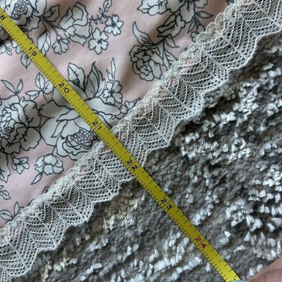 Marilyn Monroe Womens M Babydoll Lingerie Camisole Cami Stretchy Lace Lounge - Picture 5 of 9